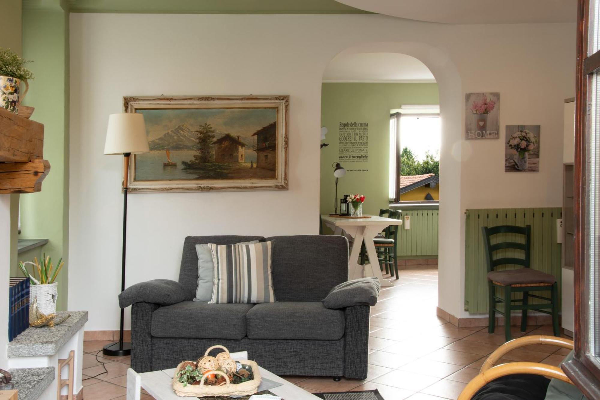 Tinas Yellow Home Leggiuno Zewnętrze zdjęcie