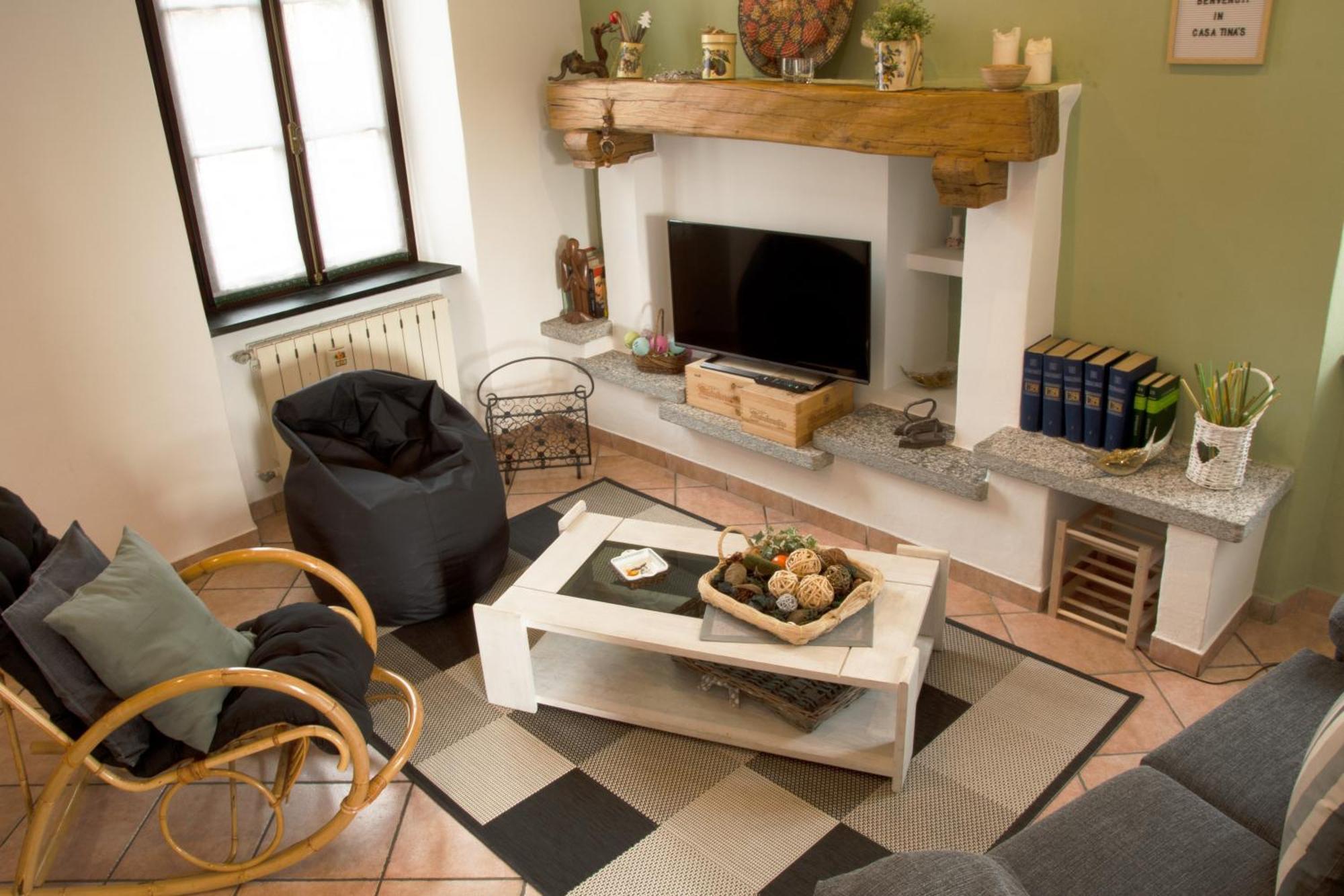 Tinas Yellow Home Leggiuno Zewnętrze zdjęcie