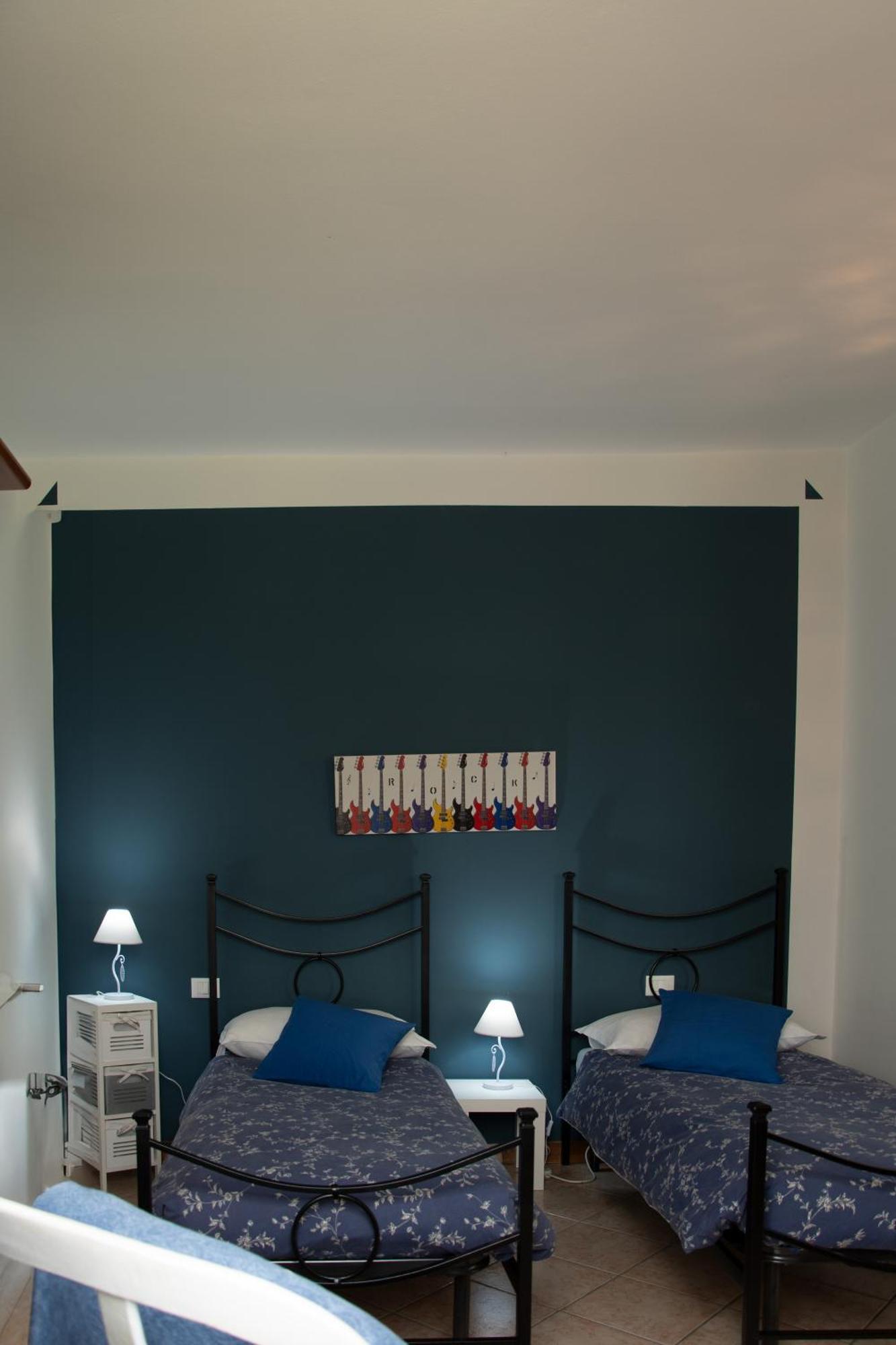 Tinas Yellow Home Leggiuno Zewnętrze zdjęcie